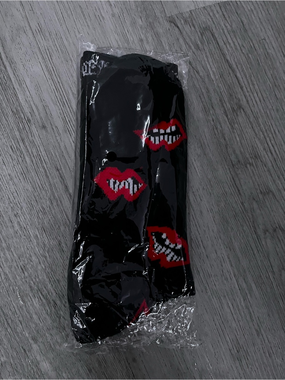 Men's Black Socks with Red Lip Motif - Fashionable Graphic Crew Socks